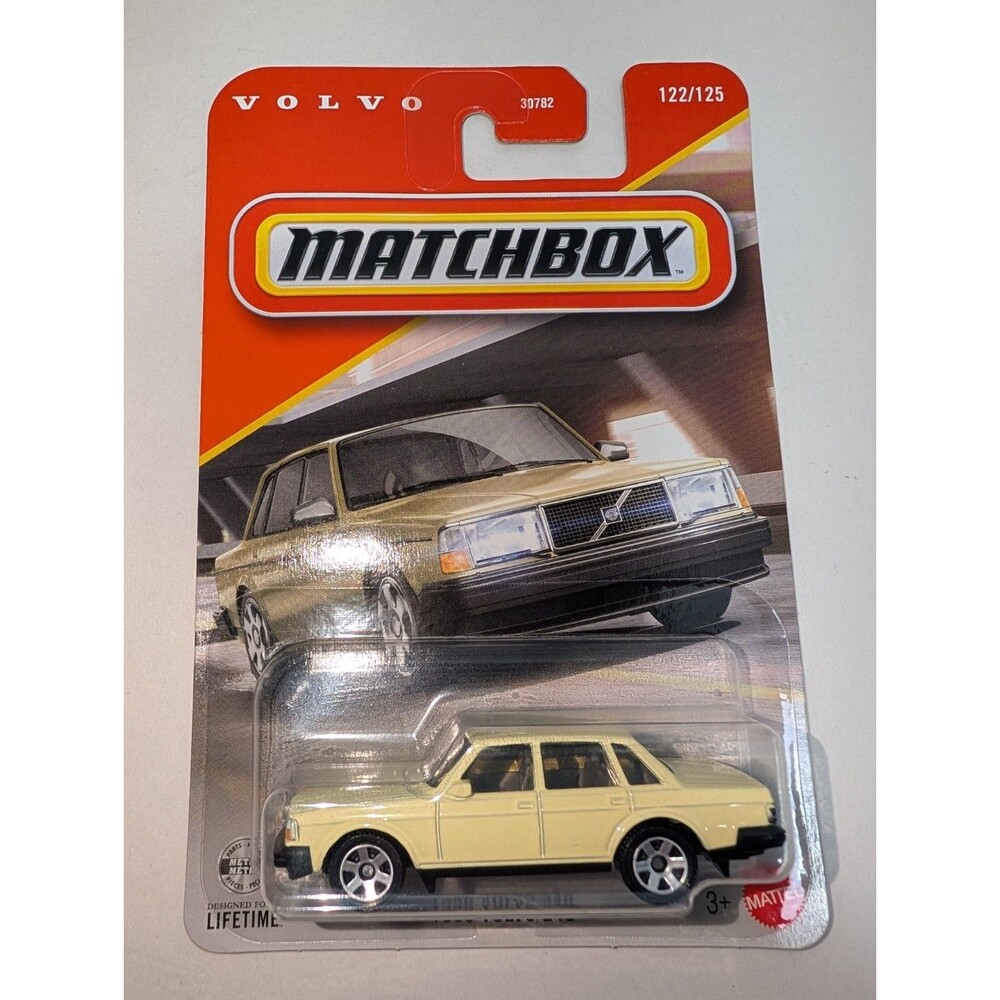 1986 Volvo 240 Cream Yellow Matchbox  1/64 Toy Car JBP19-4B11 122/125